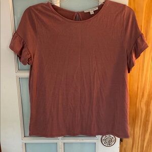Green Envelope Dusty Rose Ruffle Sleeve Tee